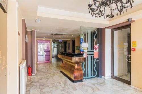 One Love Metropolitan Apartment - main image