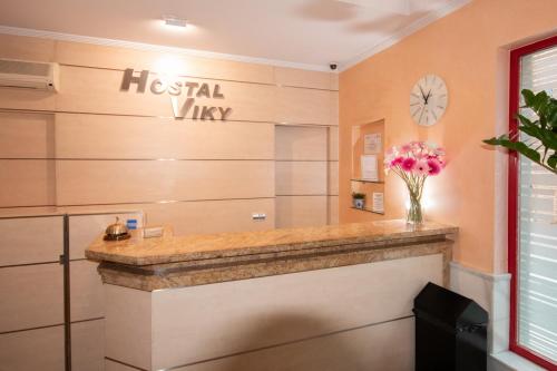 Hostal Viky - image 4