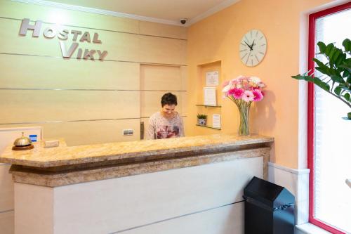 Hostal Viky - image 12