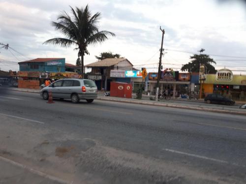 Casa em Unamar,Cabo Frio,à 200m da praia,em condomínio com segurança 24 hs