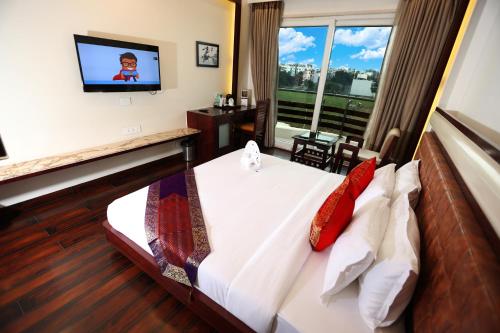 King Room image 9
