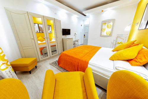 Relax Comfort Suites Hotel - image 4