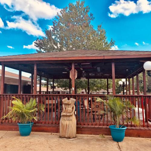 Hunter's Friend Resort
