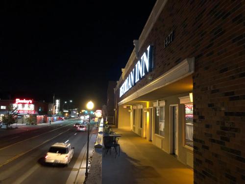 Historian Inn image 44