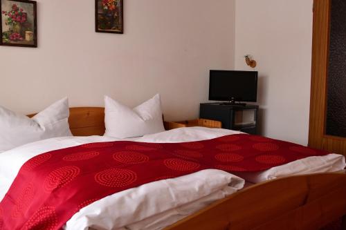 1 queen bed