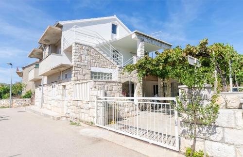 Apartment Niko, Водице