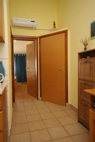Apartments by the sea Zdrelac Pasman - 8362 - main image