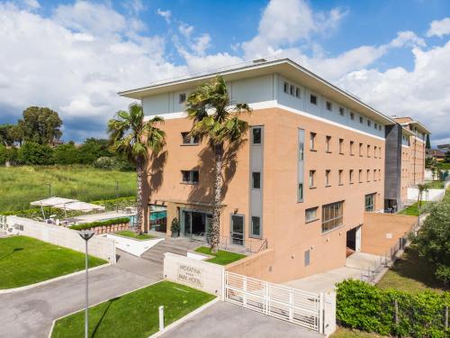 . Ardeatina Park Hotel