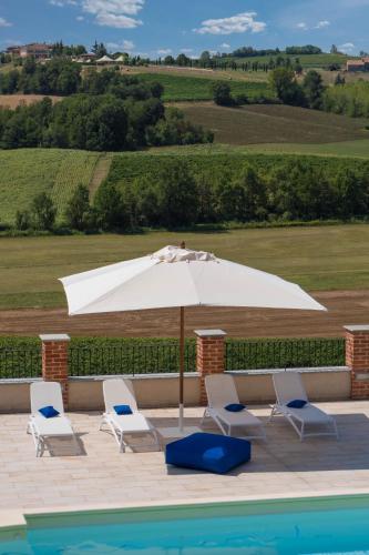 Cà dell'Ebbro Hotel de charme Mongardino
