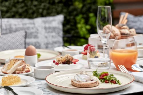 Antigon Urban Chic Hotel - The Leading Hotels of the World - image 2