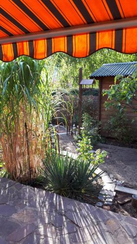設施, Ferienwohnung Birkenwerder bei Berlin mit Terrasse und kleinem Garten in 比肯韋德