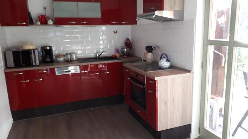 廚房, Ferienwohnung Birkenwerder bei Berlin mit Terrasse und kleinem Garten in 比肯韋德