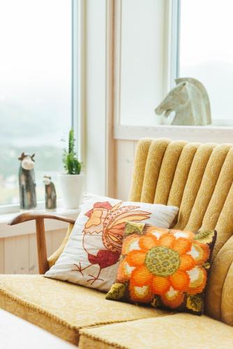 Ein heilt spesiell låve i Røldal (Ein heilt spesiell lave i Røldal) in ลอฟทุส