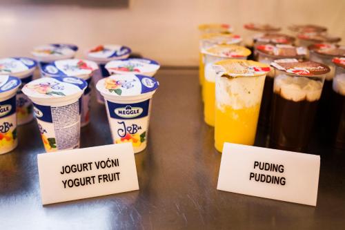 Garden Hotel - main image