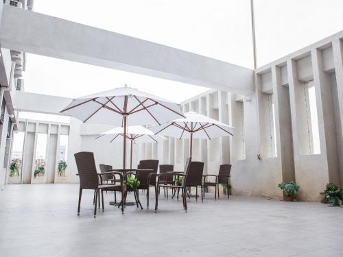 Rainbow Hotel near Fong Guei Dong