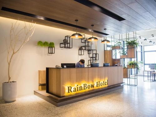 Rainbow Hotel near Fong Guei Dong