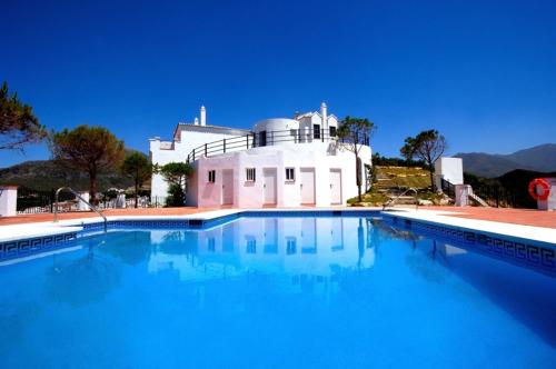 Casares Village Bed & Breakfast