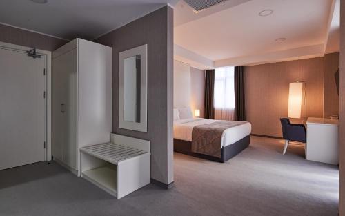 Suite, junior