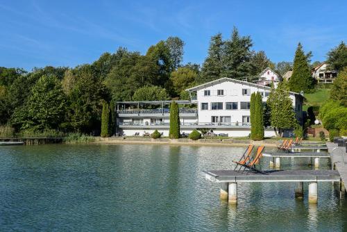 Hôtel Novalaise Plage - Restaurant Les Roselières