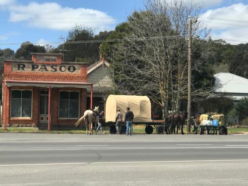 Eastern Hill Creswick