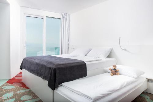 Premium Double Room with Sea View and Balcony