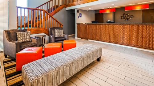 SureStay by Best Western Kansas City Country Inn North