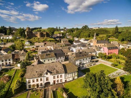 Hotel Burg Hof - image 14