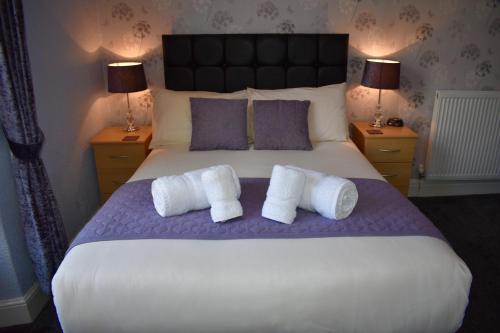 Milverton House - image 2
