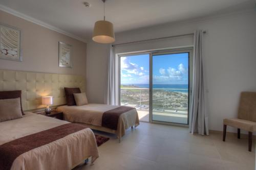 The Beachfront - Praia D'El Rey Golf & Beach Resort - image 4