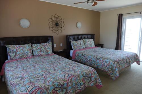 Deluxe Queen Room with Two Queen Beds