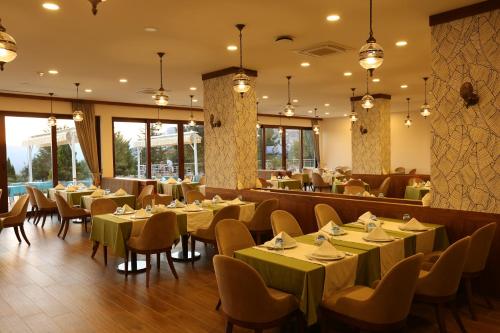 Ermenek Selcuklu Otel - 레스토랑