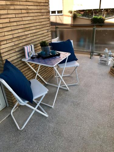 AzzurRomare Flat apartment - image 8