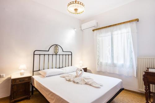  Sea View Penthouse with Roof Garden in Chania