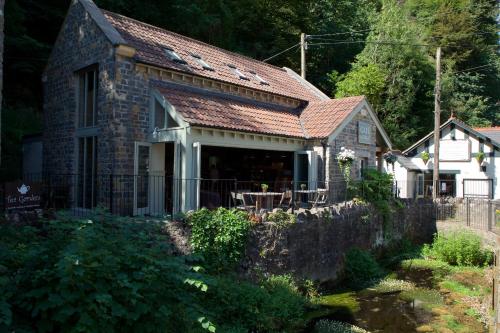 Strawberry Cottage