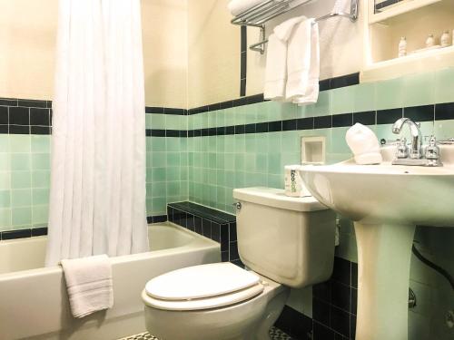 Historic Plains Hotel – Cheyenne, WY