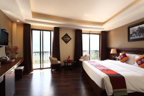 room detail thumbnail 1