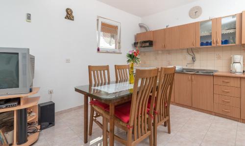  Apartment Ivanka in Trogir