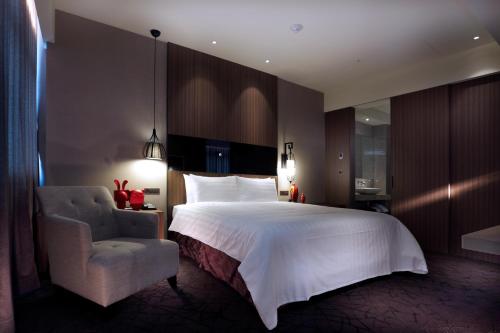 163696102 Hotel Intrendy