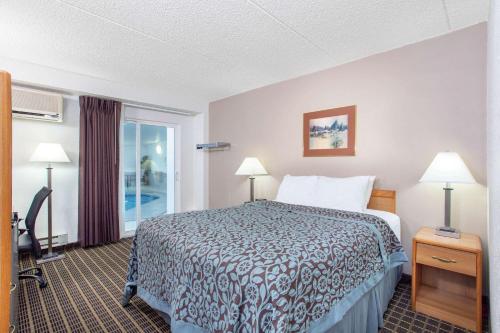 Days Inn by Wyndham Fond du Lac