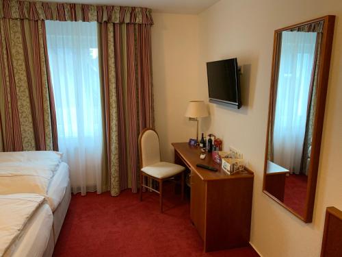 1 twin bed
