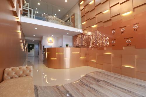 The LOL Elephant Hostel