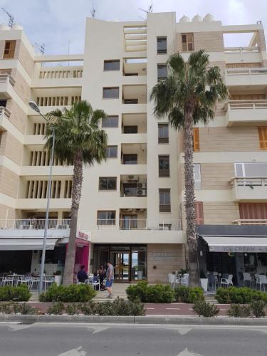 Haig's Dream Flat On The Beach in 卡斯特拉海灘