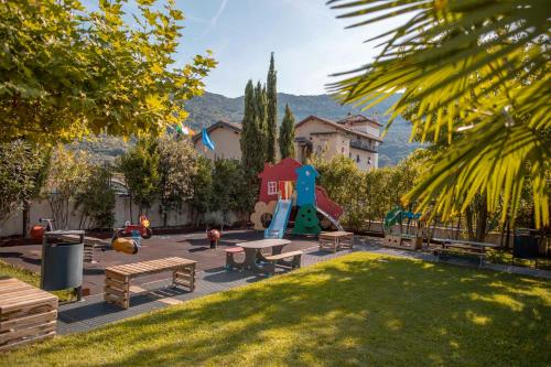 4 Limoni Apartment Resort - Accommodation - Riva del Garda