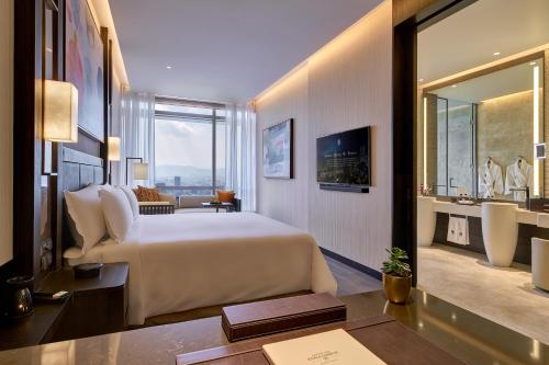 Banyan Tree Kuala Lumpur, Kuala Lumpur (photo 7)