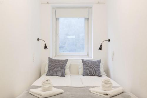 NY7 Apartment in downtown - image 12