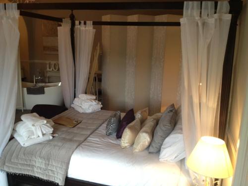 The Castle House - image 14