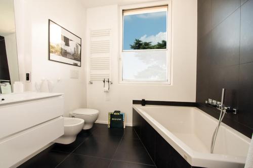 Room In Roma Isole - image 14