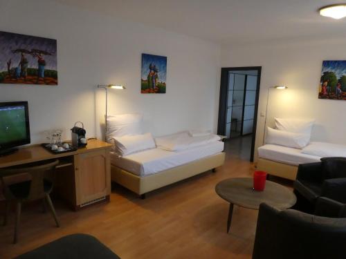 Hotel Restaurant Felderbock Room Type - Quadruple Room