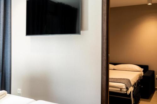 Ramirez Flats Valencia - image 11