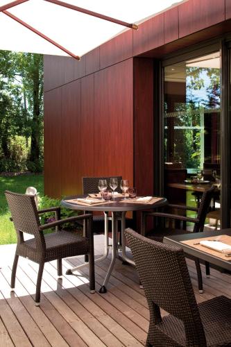 Balcony/terrace, Kyriad NANTES SUD - Bouaye Aeroport in Bouaye